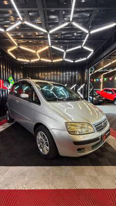 FIAT IDEA 1.4 MPI ELX 8V FLEX 4P MANUAL FIAT IDEA 1.4 MPI ELX 8V FLEX 4P MANUAL